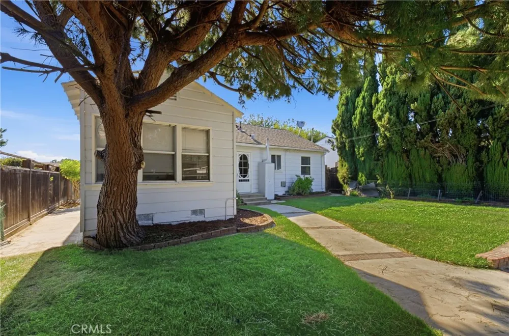 2860 Daisy Avenue Long Beach, CA 90806