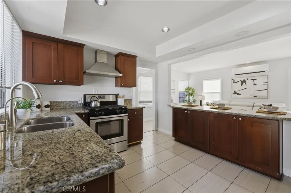 2860 Daisy Avenue Long Beach, CA 90806