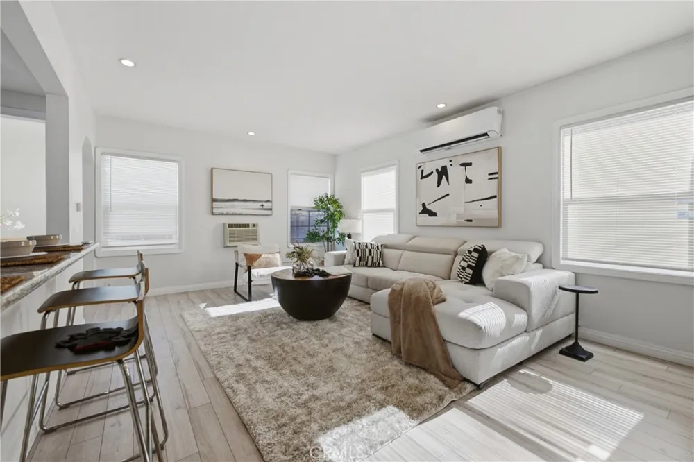 2860 Daisy Avenue Long Beach, CA 90806