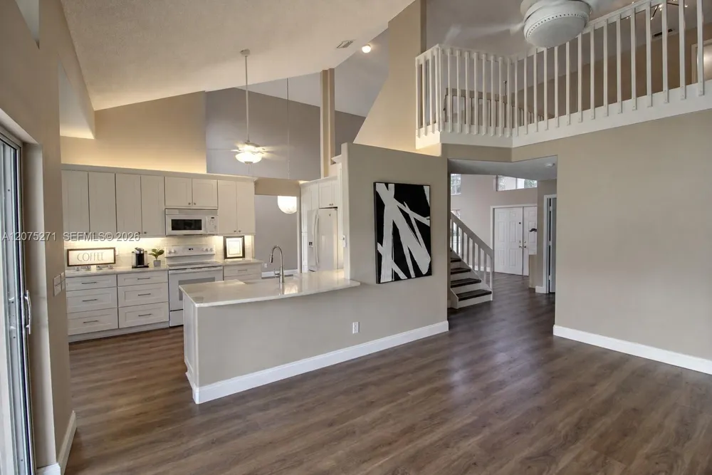 18341 NW 10th St Pembroke Pines, FL 33029
