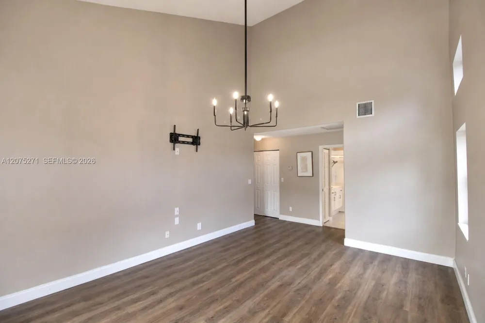 18341 NW 10th St Pembroke Pines, FL 33029