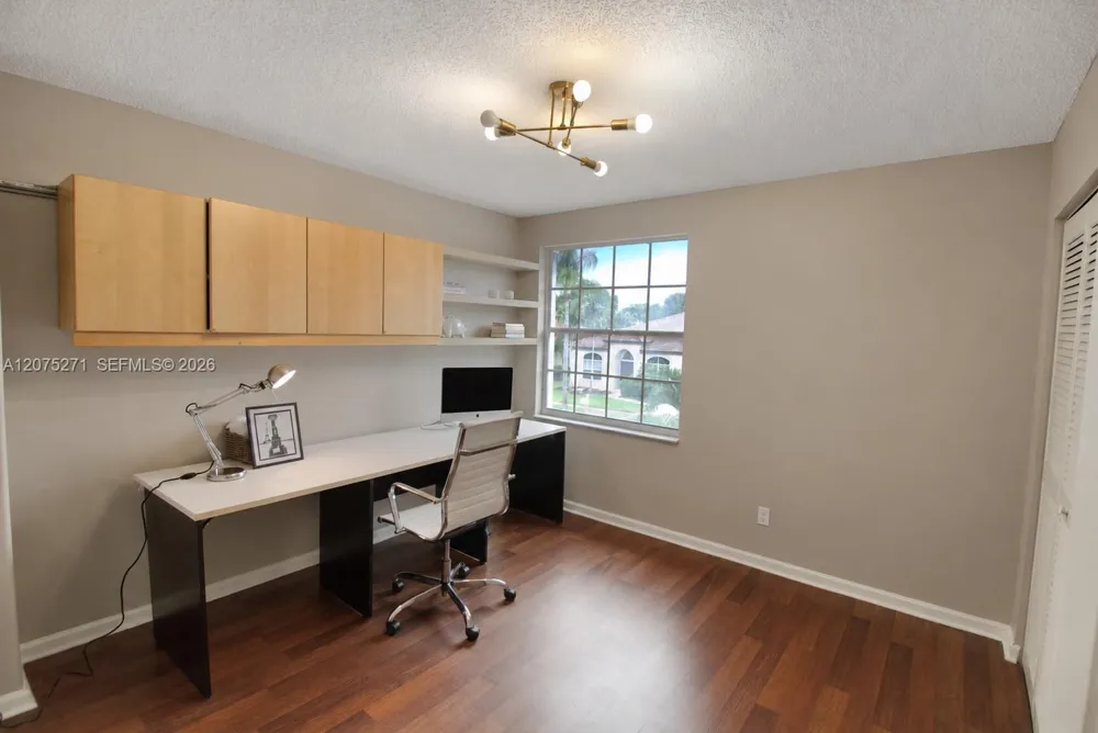 18341 NW 10th St Pembroke Pines, FL 33029