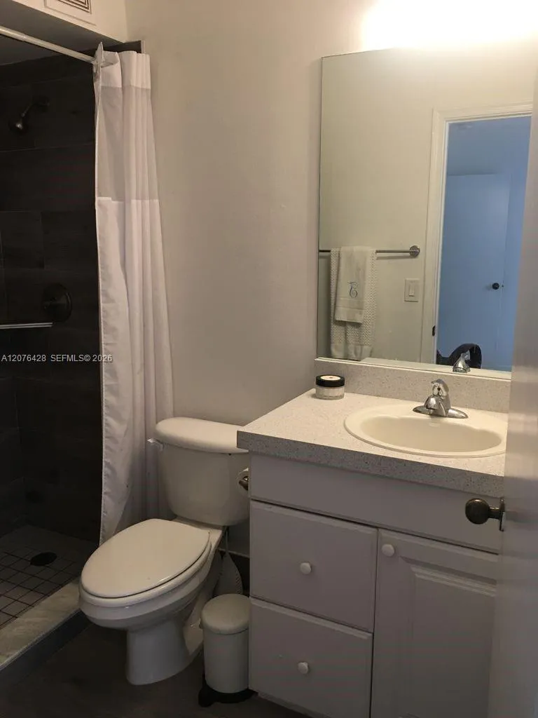 3870 San Simeon Cir #0 Weston, FL 33331