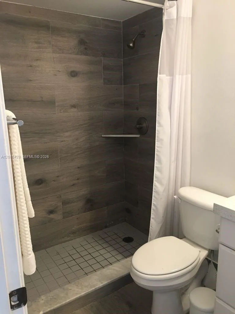 3870 San Simeon Cir #0 Weston, FL 33331