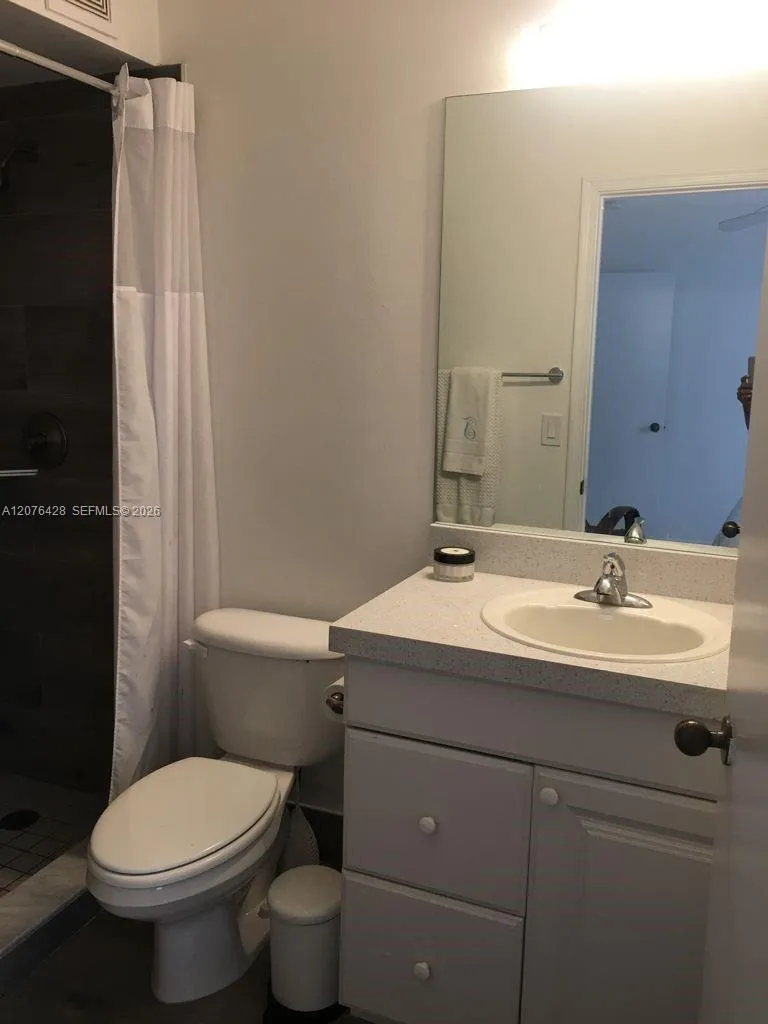 3870 San Simeon Cir #0 Weston, FL 33331