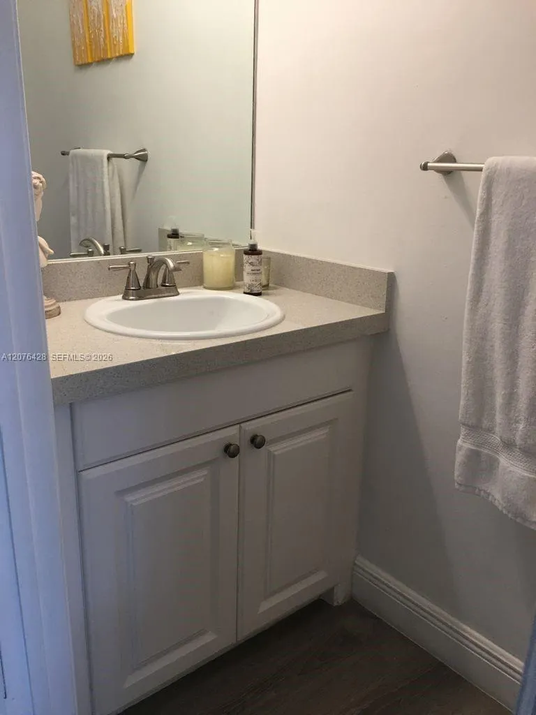 3870 San Simeon Cir #0 Weston, FL 33331