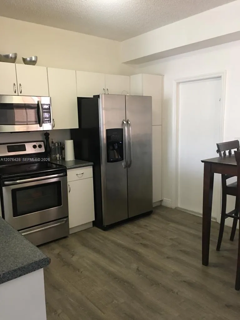 3870 San Simeon Cir #0 Weston, FL 33331
