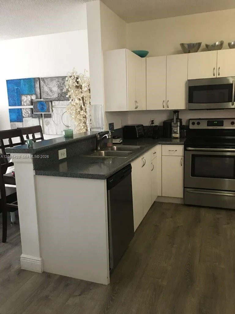 3870 San Simeon Cir #0 Weston, FL 33331