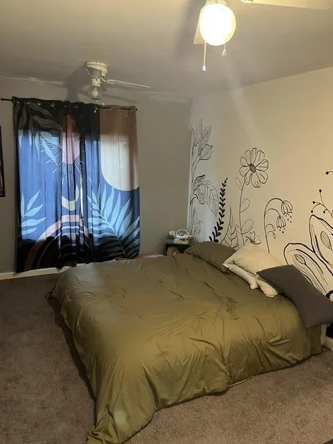 19211 Beech Daly Redford, MI 48240