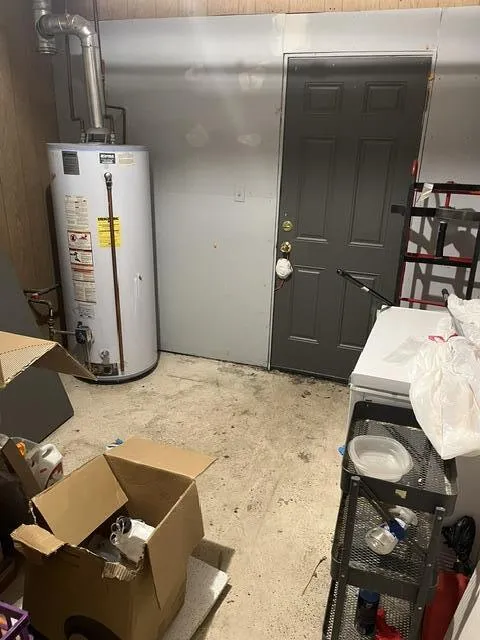 19211 Beech Daly Redford, MI 48240