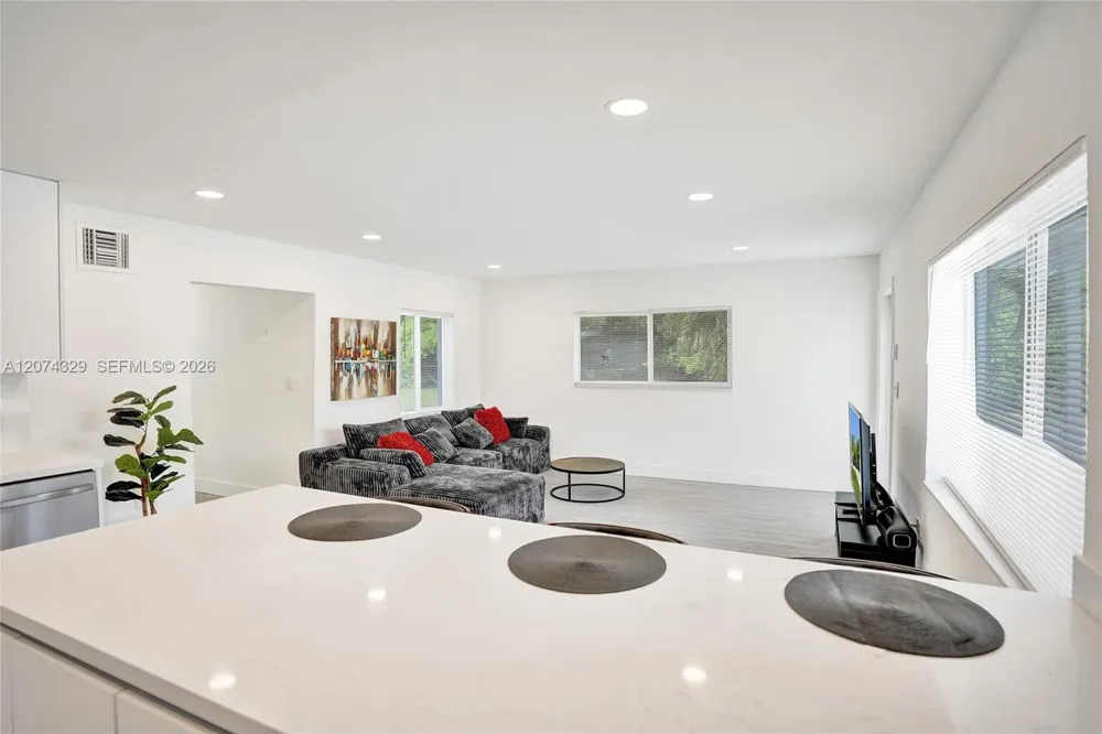 6104 SW 33rd St Miramar, FL 33023