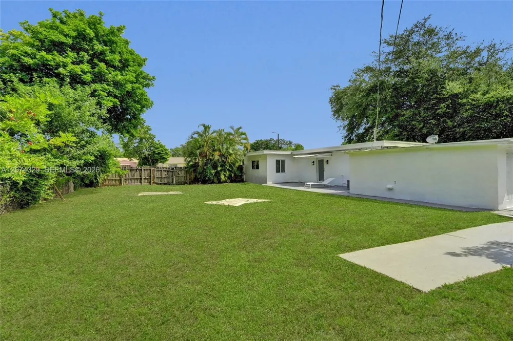 6104 SW 33rd St Miramar, FL 33023