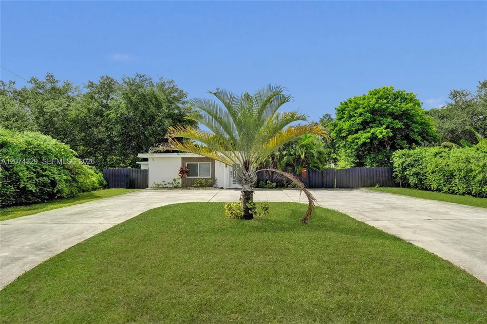 6104 SW 33rd St Miramar, FL 33023
