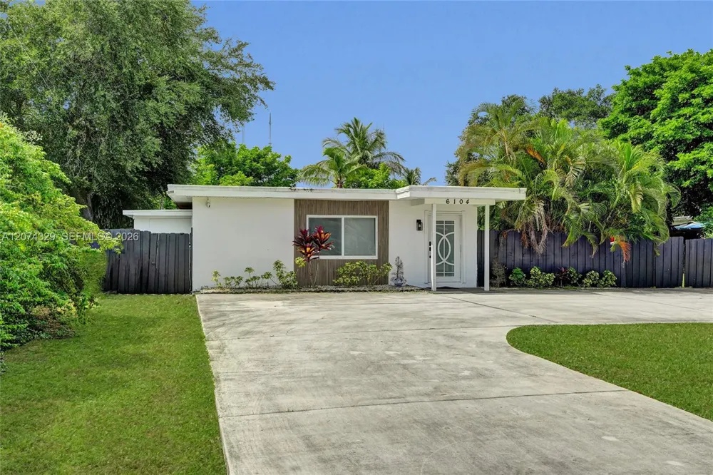 6104 SW 33rd St Miramar, FL 33023