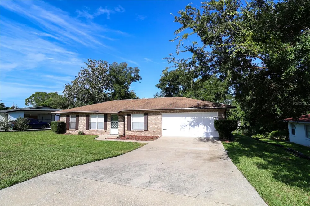 1526 PIEDMONT DRIVE Deltona, FL 32725