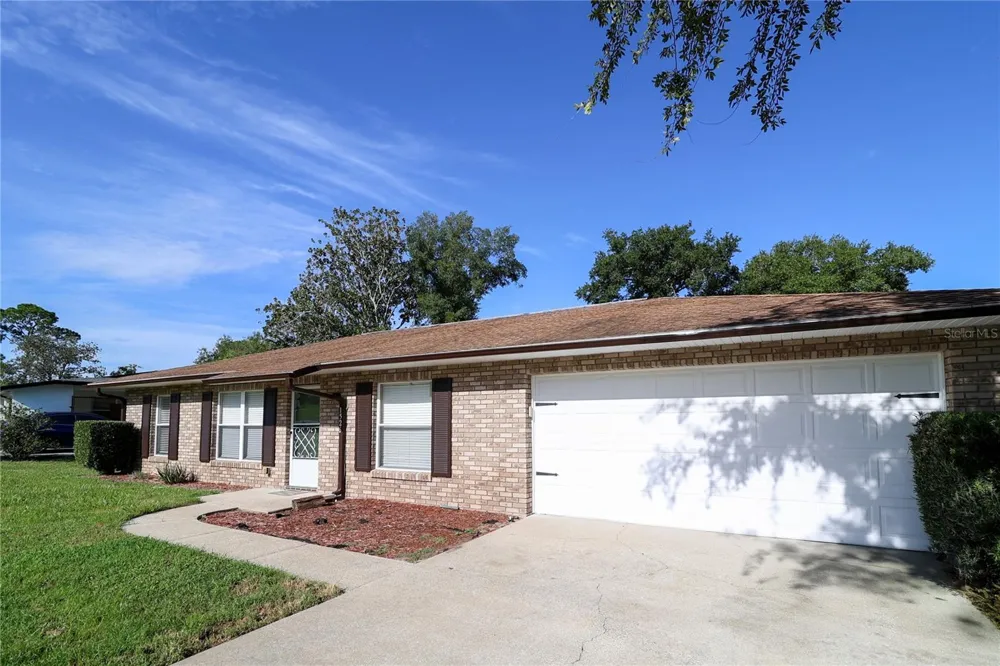 1526 PIEDMONT DRIVE Deltona, FL 32725