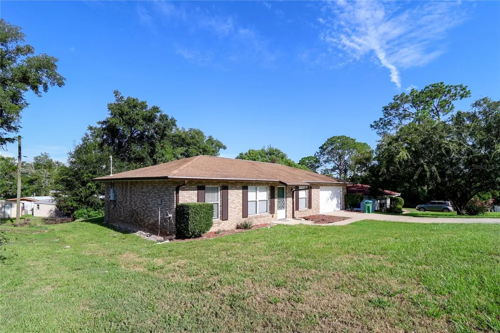 1526 PIEDMONT DRIVE Deltona, FL 32725