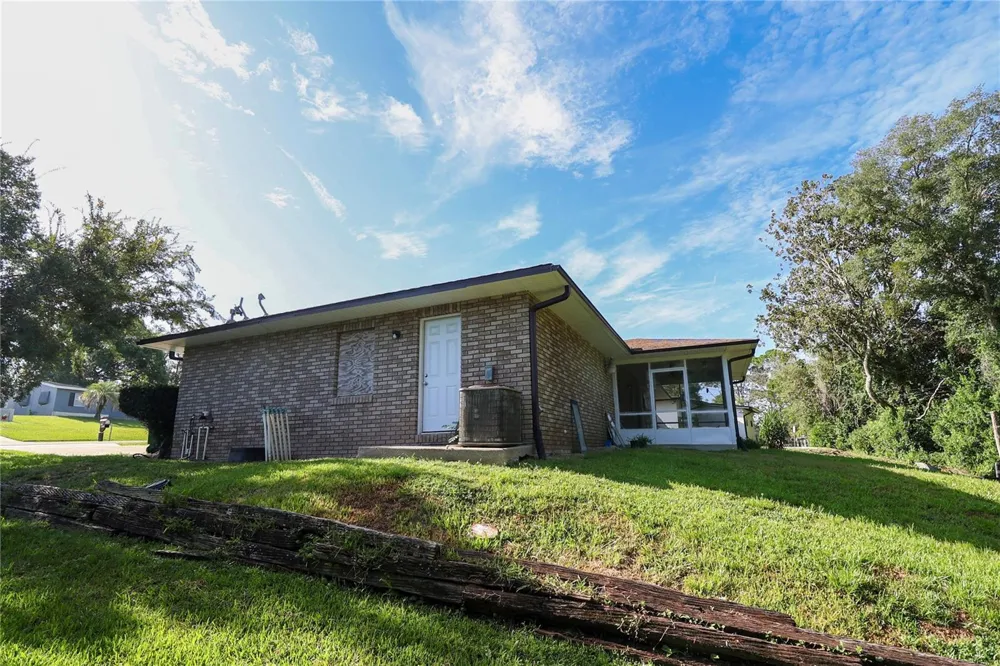 1526 PIEDMONT DRIVE Deltona, FL 32725