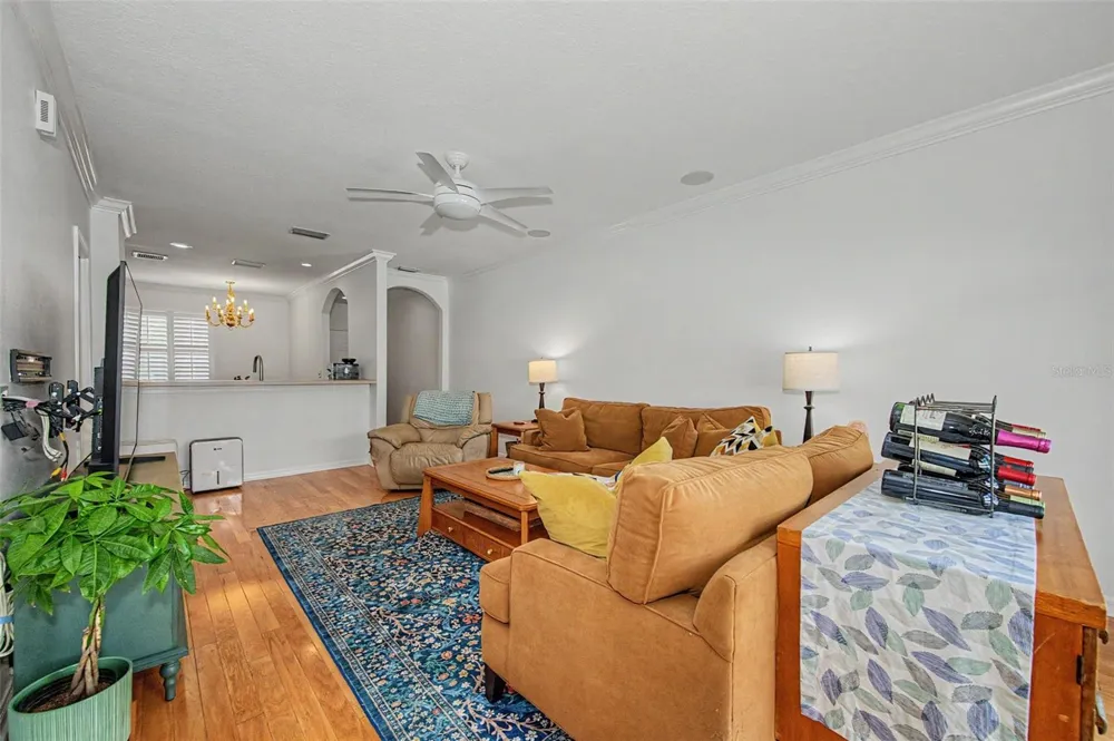 4909 ELIZABETH ANNE CIRCLE Tampa, FL 33616