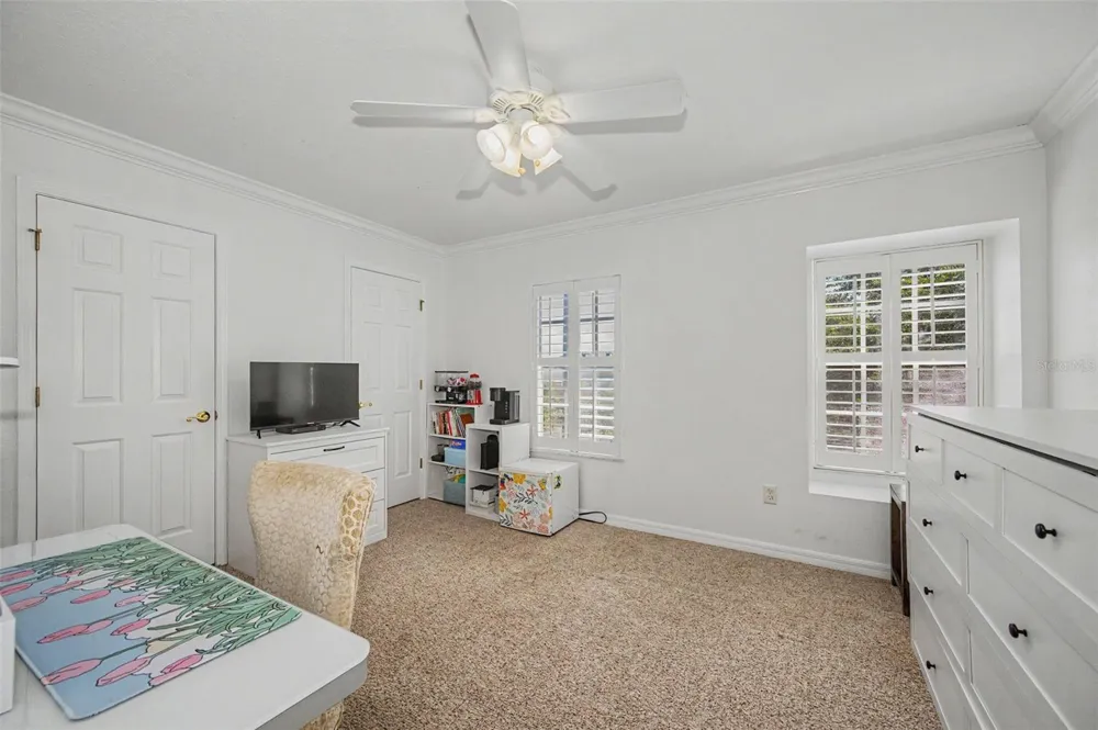 4909 ELIZABETH ANNE CIRCLE Tampa, FL 33616