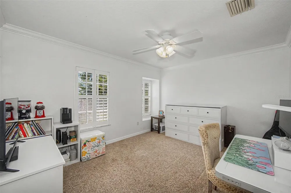 4909 ELIZABETH ANNE CIRCLE Tampa, FL 33616