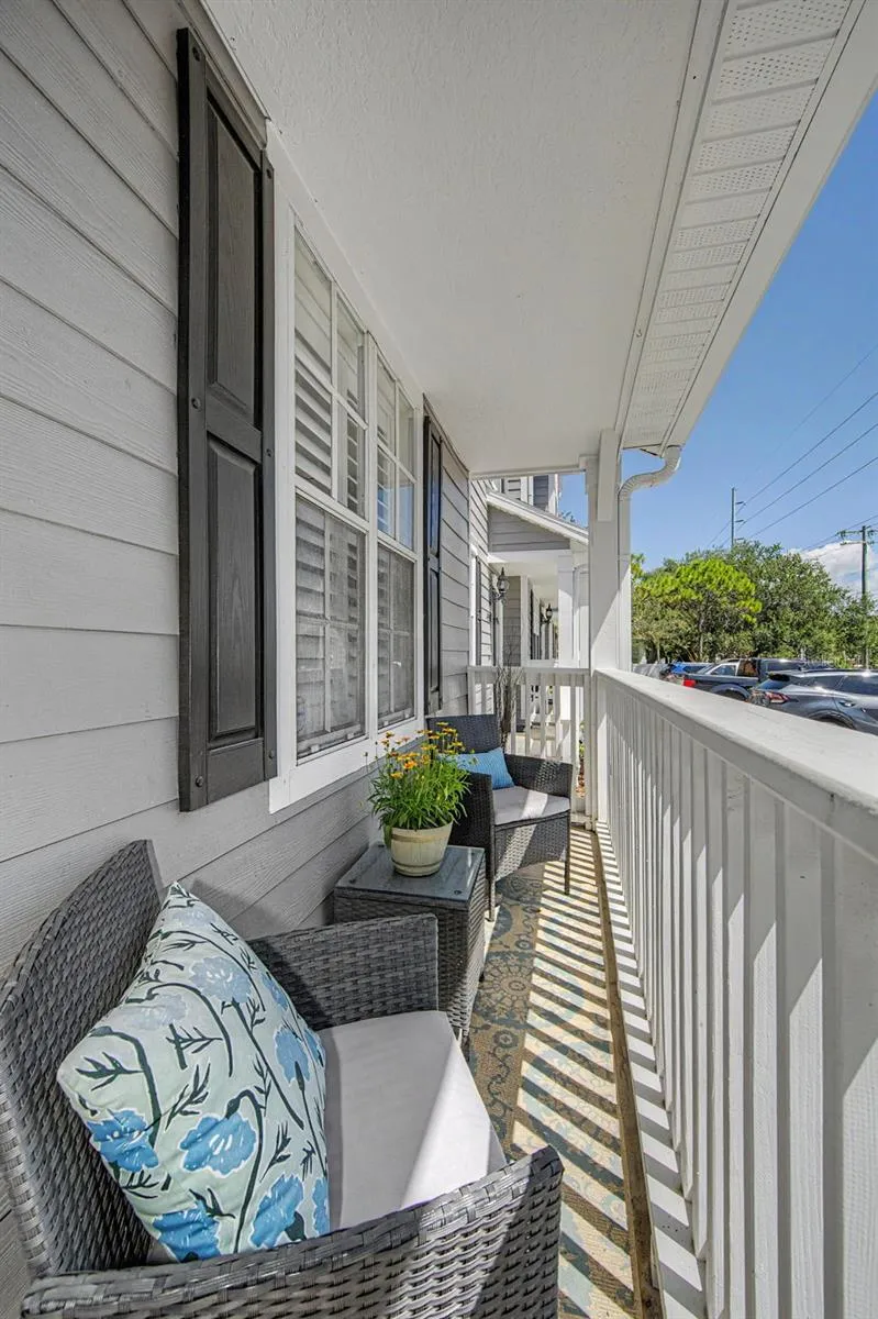 4909 ELIZABETH ANNE CIRCLE Tampa, FL 33616