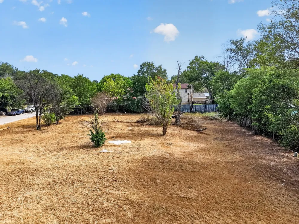 4701 Whirlaway Street Del Valle, TX 78617