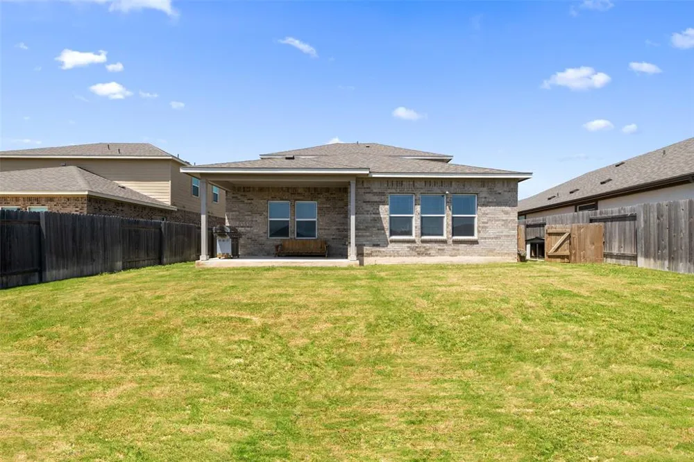 14029 Heartland Drive Manor, TX 78653
