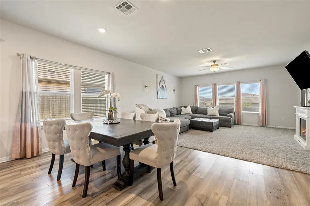 14029 Heartland Drive Manor, TX 78653