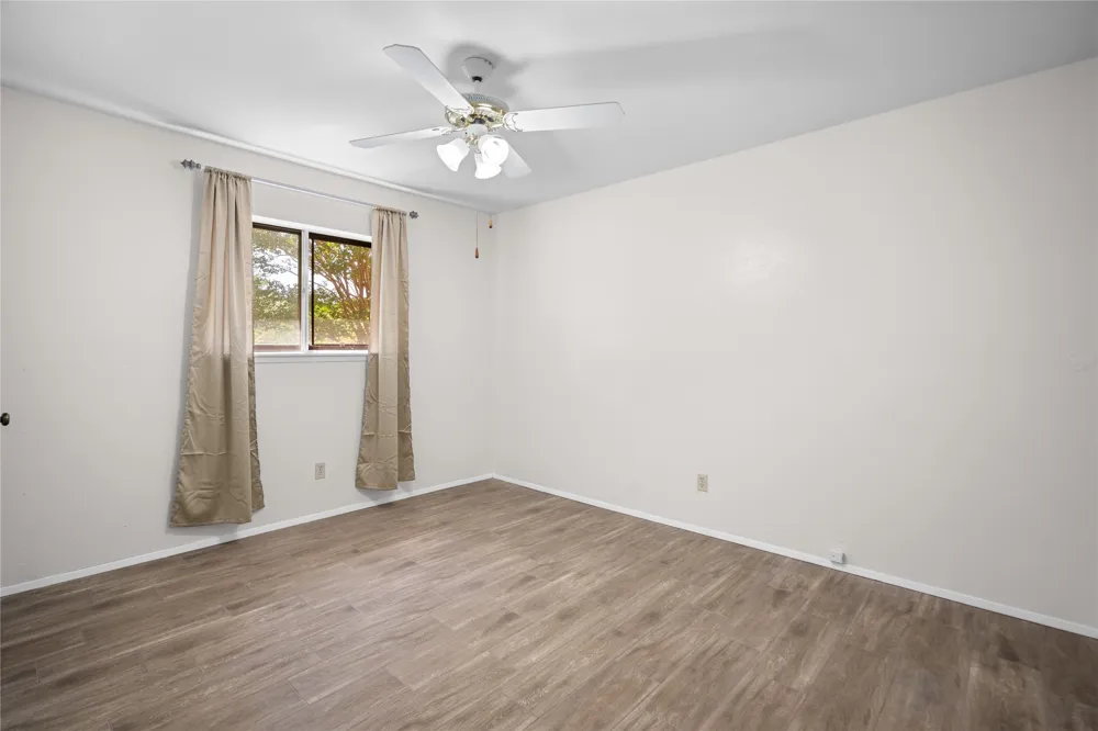 2801 Clover Valley Drive Garland, TX 75043