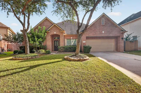 8807 Wenona Walk