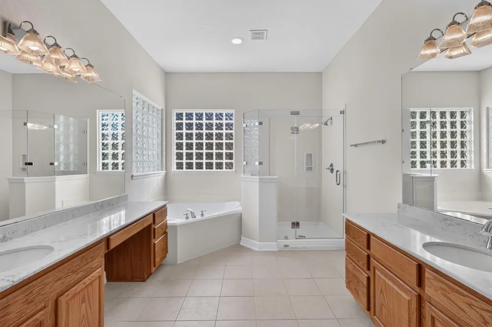 8807 Wenona Walk Missouri City, TX 77459