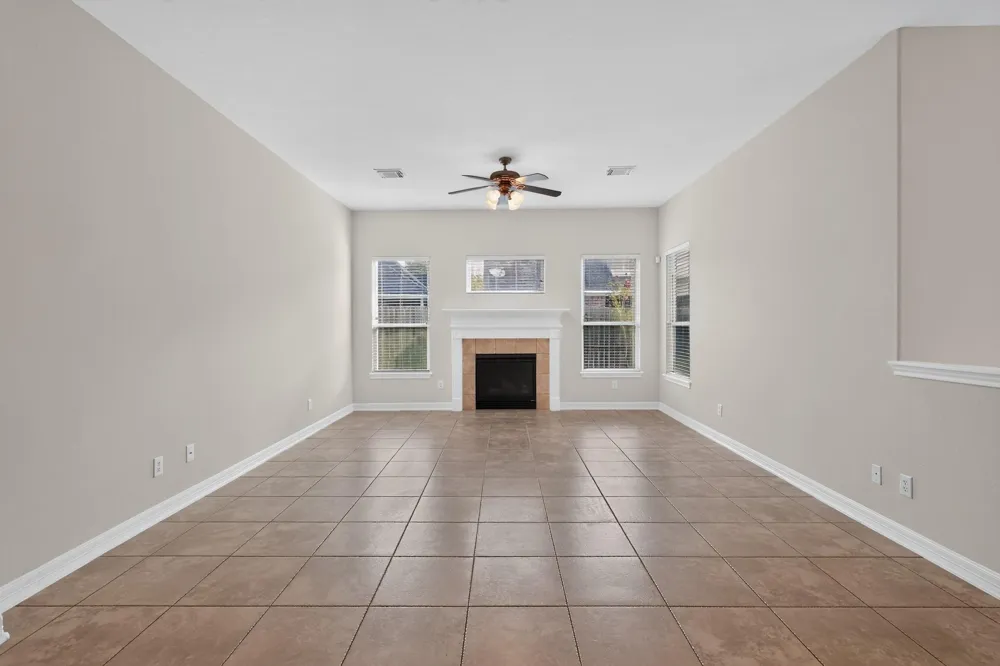 8807 Wenona Walk Missouri City, TX 77459