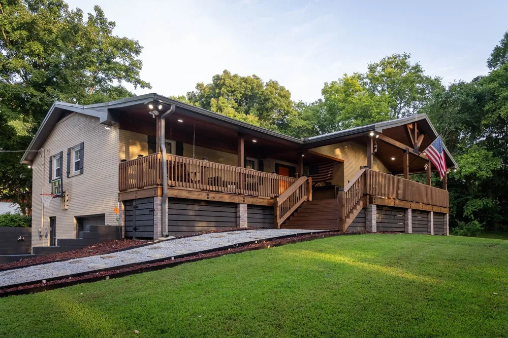 4118 Leipers Creek Rd Williamsport, TN 38487