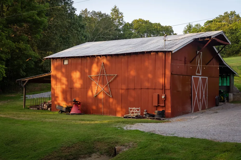 4118 Leipers Creek Rd Williamsport, TN 38487
