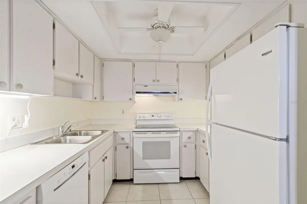 2150 SHELLY DRIVE #B Palm Harbor, FL 34684