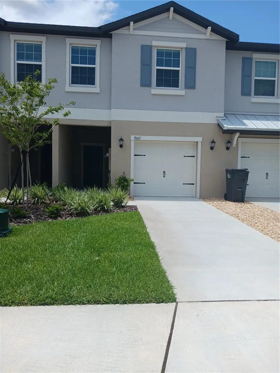 8607 TROPICAL AIRE LANE Parrish, FL 34219