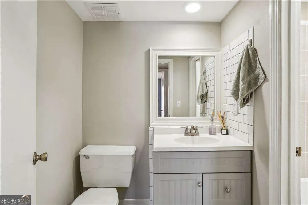 3091 Colonial WAY Atlanta, GA 30341