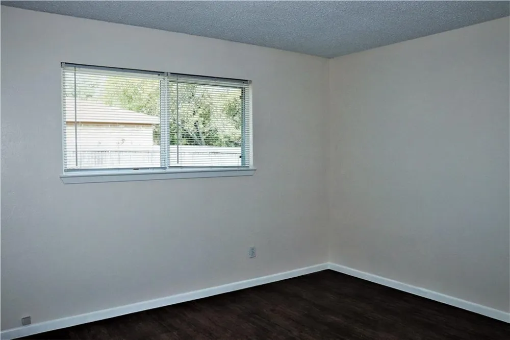 1214 Leander Road #B Georgetown, TX 78628