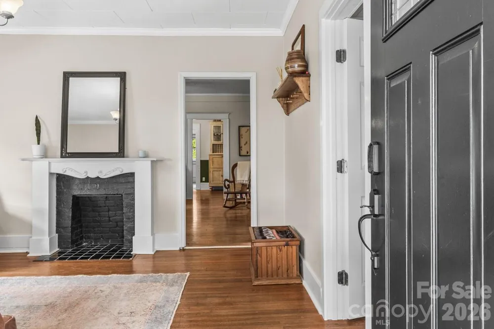 412 1st Avenue Maiden, NC 28650