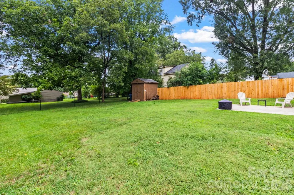 412 1st Avenue Maiden, NC 28650