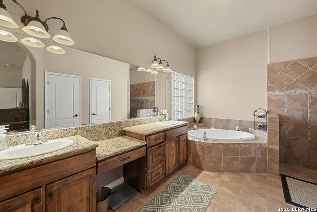 438 Rosewood Dr La Vernia, TX 78121