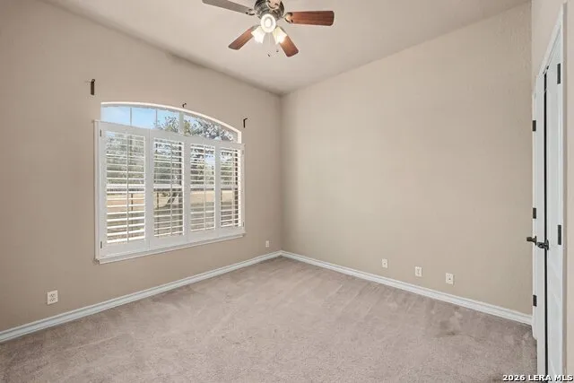 438 Rosewood Dr La Vernia, TX 78121