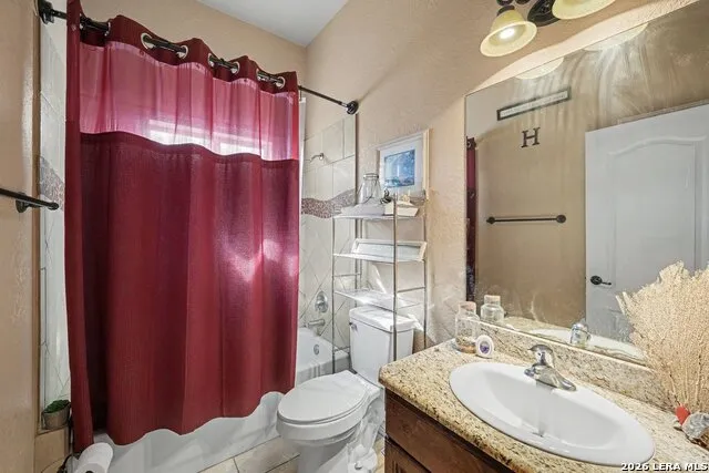 438 Rosewood Dr La Vernia, TX 78121