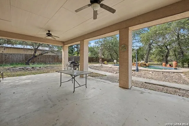 438 Rosewood Dr La Vernia, TX 78121