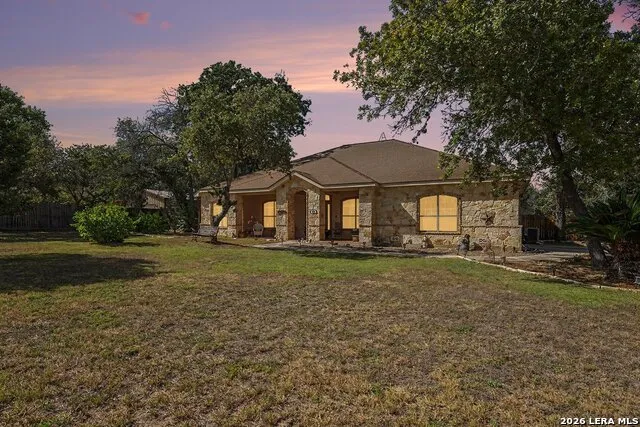 438 Rosewood Dr La Vernia, TX 78121