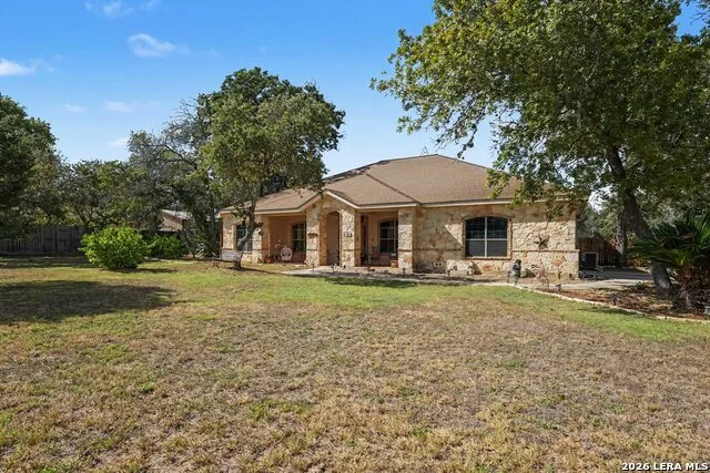 438 Rosewood Dr La Vernia, TX 78121