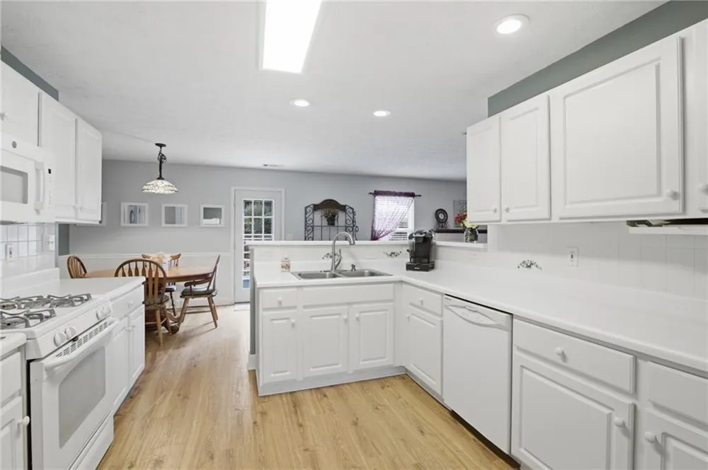2725 Angel Oak Circle Dacula, GA 30019