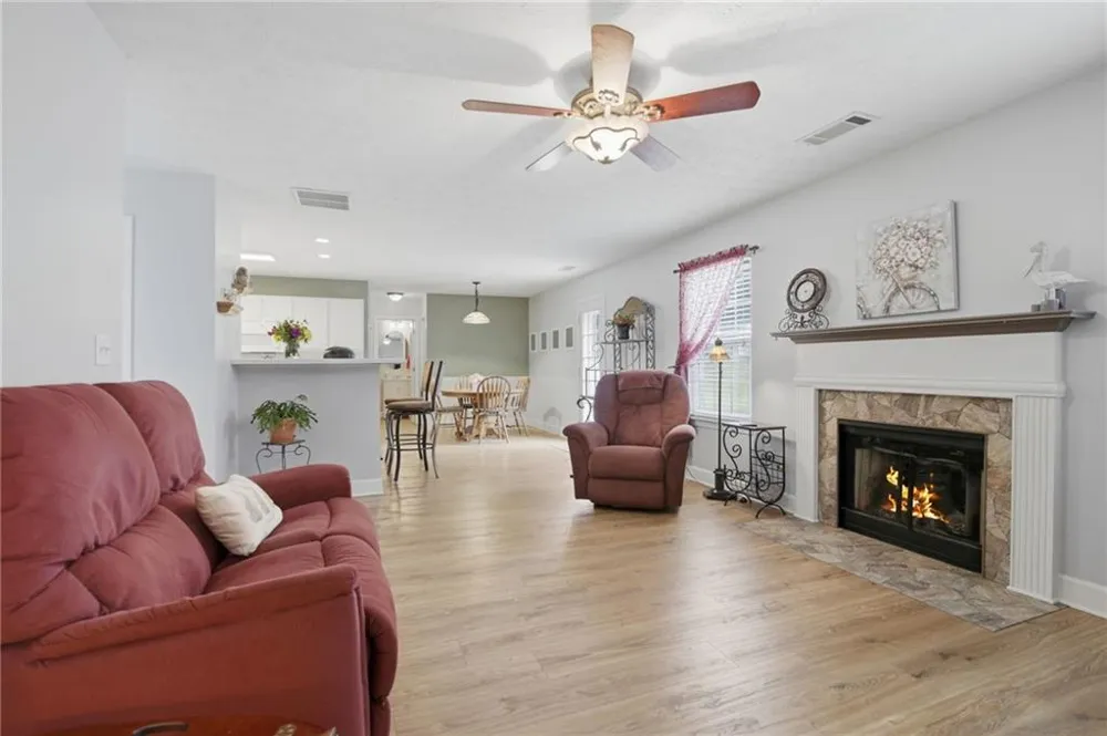 2725 Angel Oak Circle Dacula, GA 30019