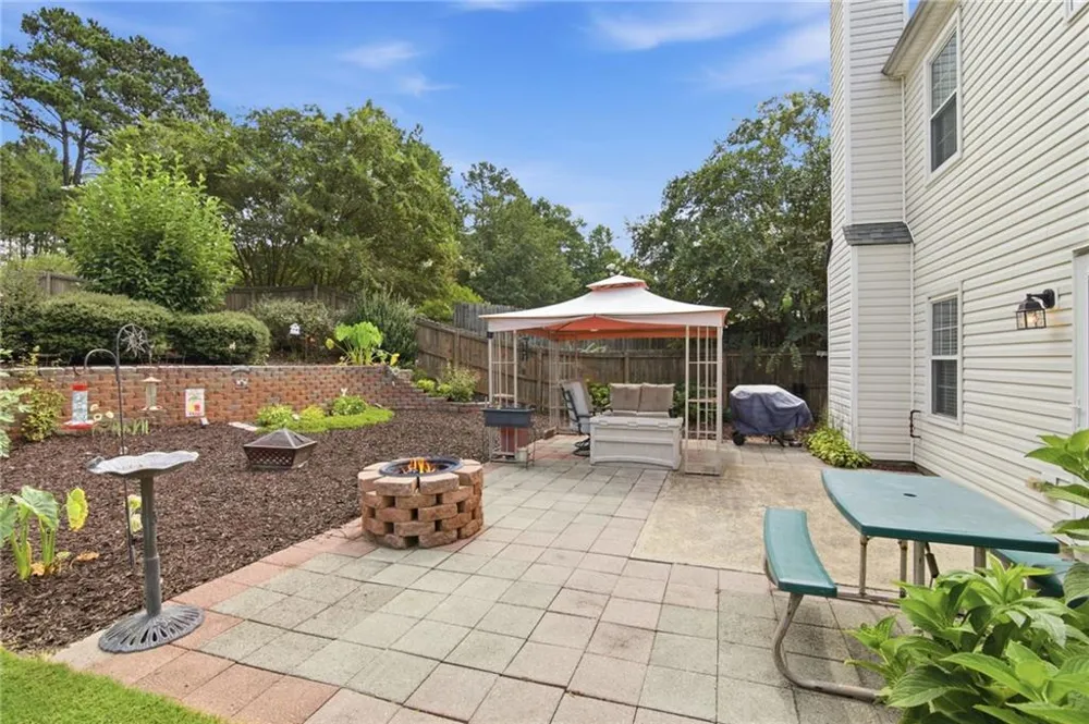 2725 Angel Oak Circle Dacula, GA 30019